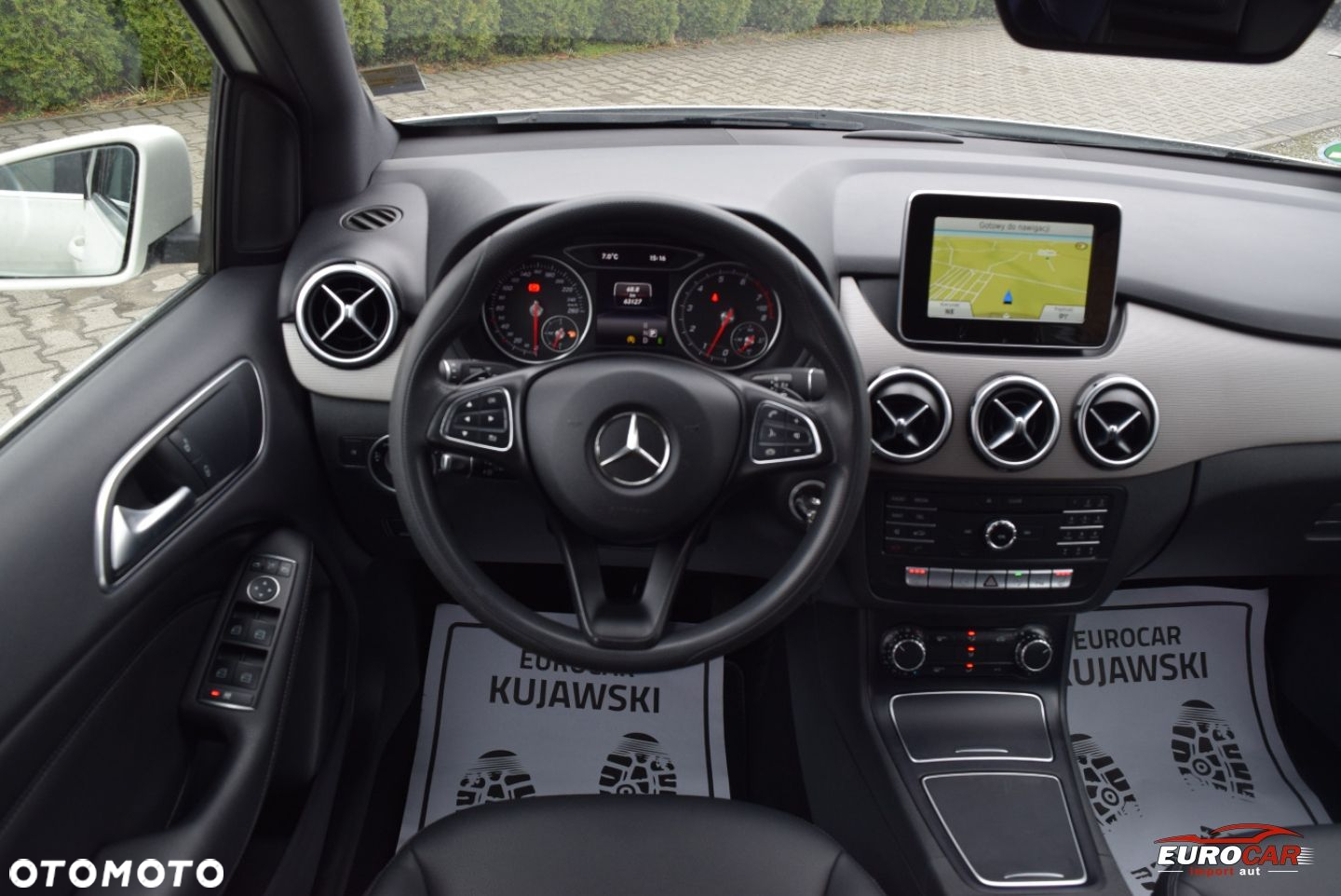 Mercedes-Benz Klasa B 180 7G-DCT Urban - 12