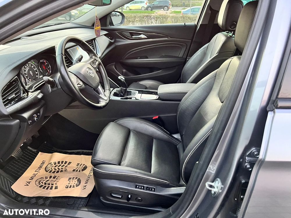 Opel Insignia Sports Tourer 1.6 ECOTEC Diesel Business Innovation - 24