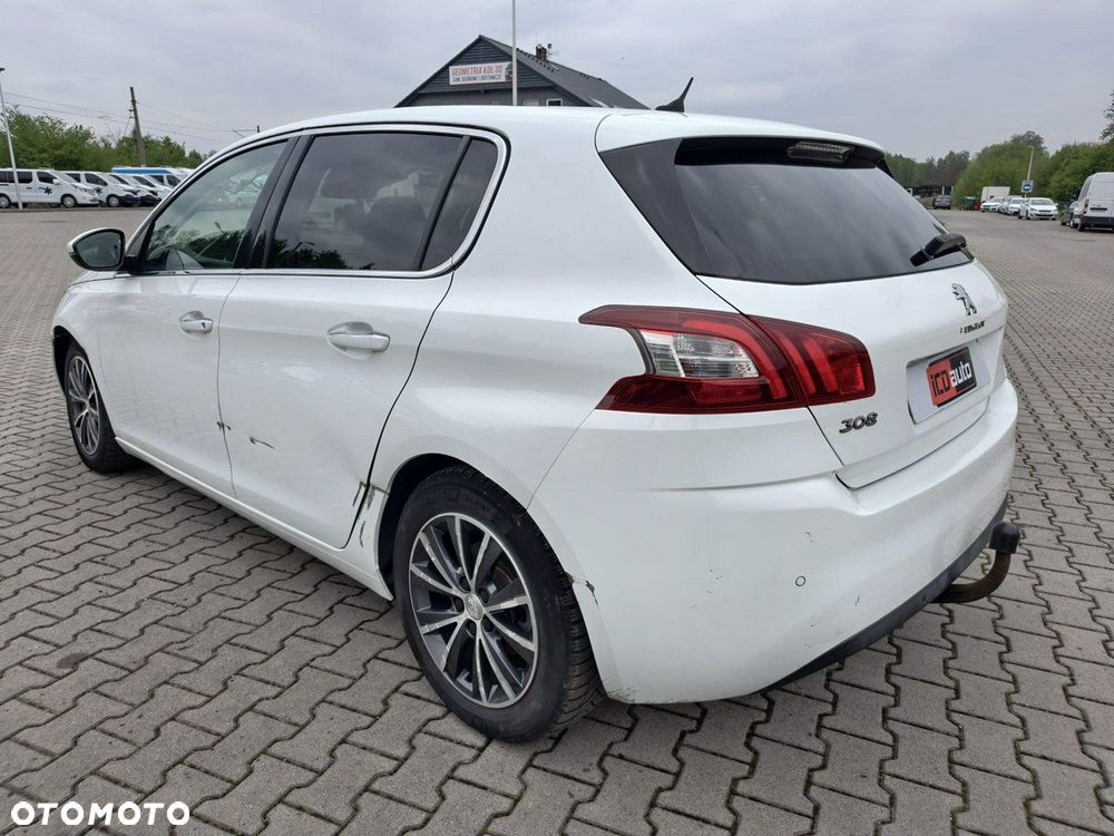Peugeot 308 - 5