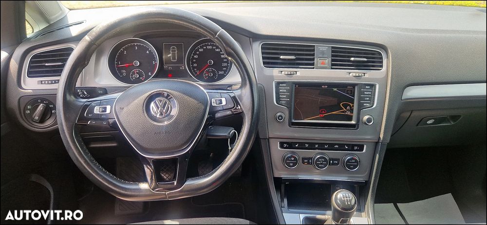 Volkswagen Golf 1.6 TDI BlueMotion Comfortline - 29