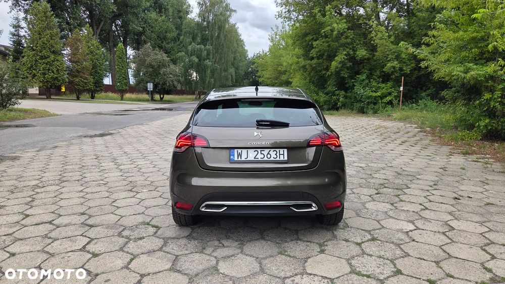 Citroën DS4 1.6 THP SportChic - 4
