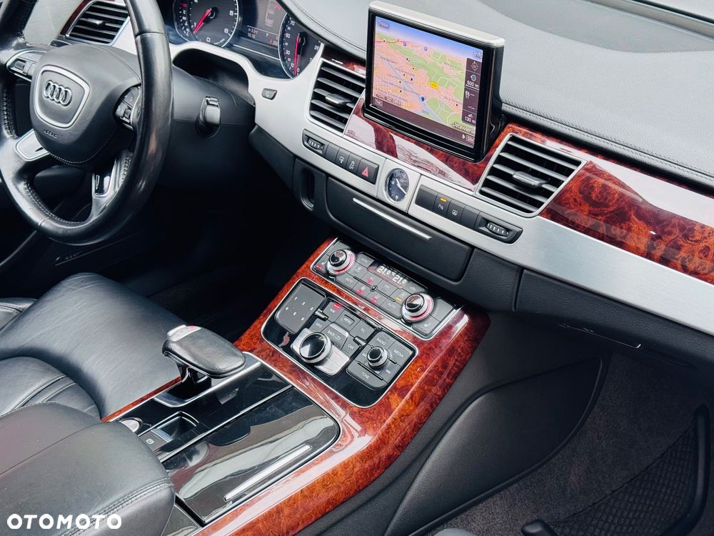 Audi A8 4.2 TDI DPF quattro tiptronic - 28