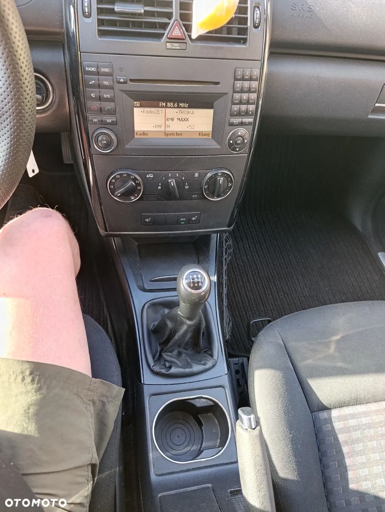 Mercedes-Benz Klasa A 160 BlueEFFICIENCY Elegance - 12