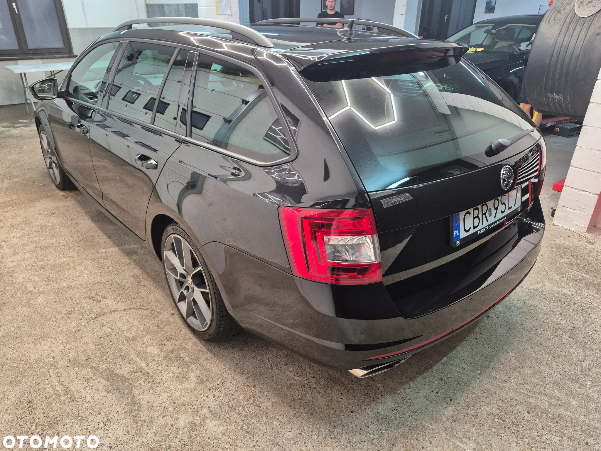 Skoda Octavia 2.0 TDI RS DSG - 3