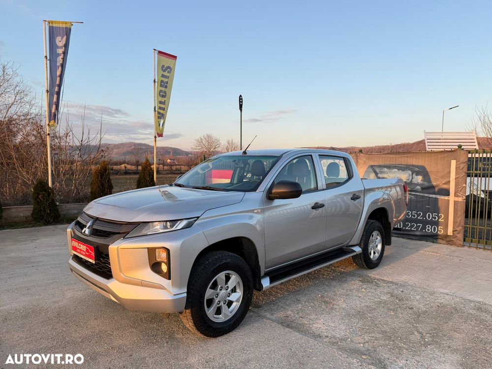 Mitsubishi L200 Double Cab 2.2 DI-D M/T Instyle - 4