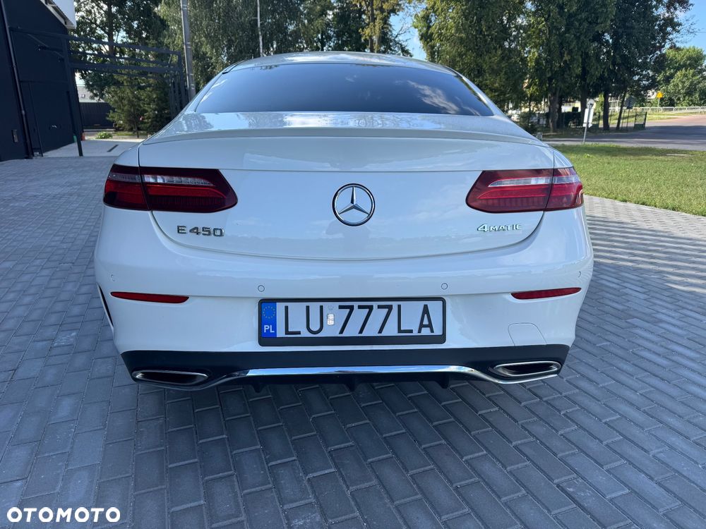 Mercedes-Benz Klasa E 400 4-Matic 9G-TRONIC - 13