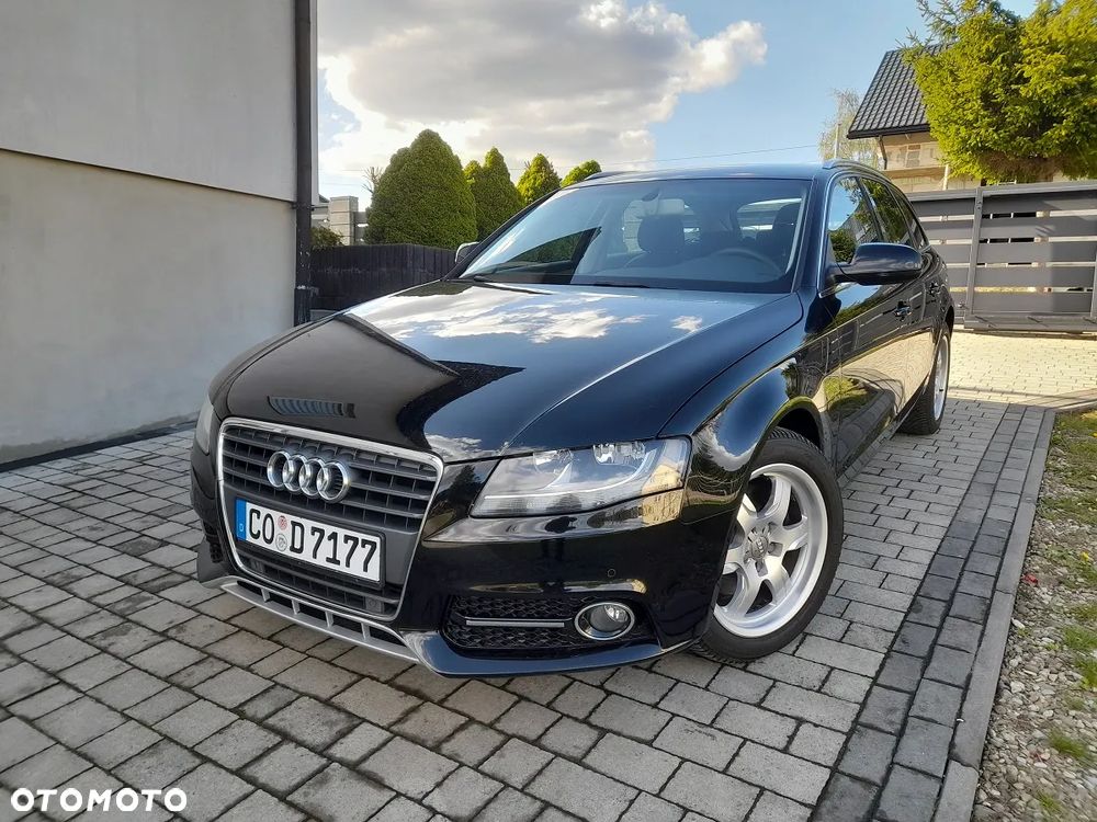 Audi A4 Avant - 1