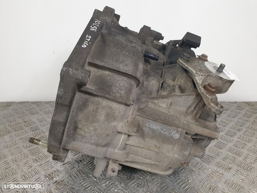 CAIXA VELOCIDADES FIAT STILO MULTI WAGON 2004 - - 4