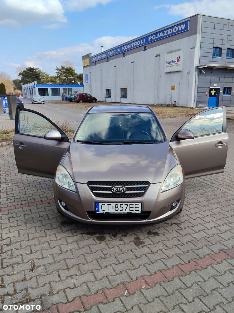 Kia Ceed 2.0 Optimum - 8
