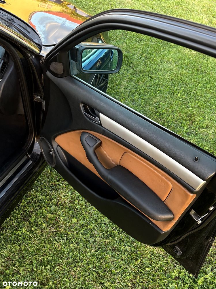 BMW Seria 3 330d - 6