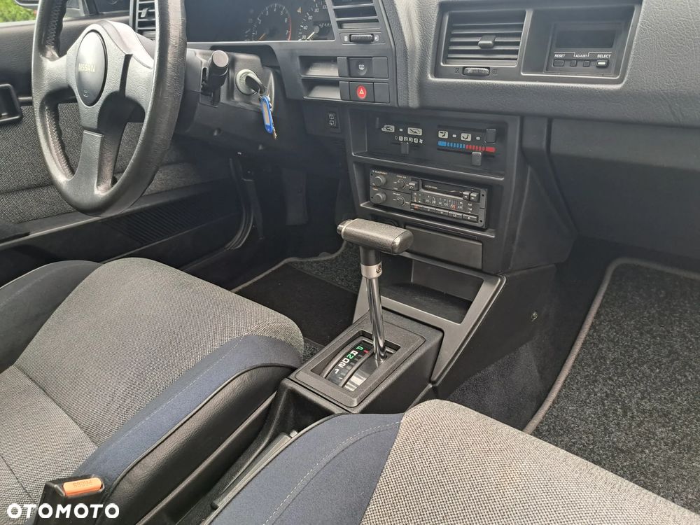 Nissan Sunny - 5