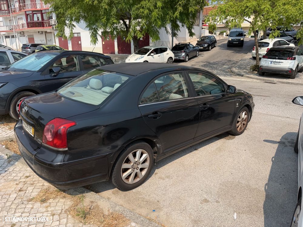 Toyota Avensis SD 2.0 D-4D - 4