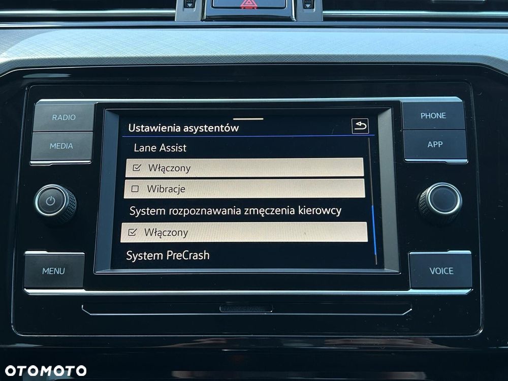 Volkswagen Passat 1.5 TSI EVO Business DSG - 31