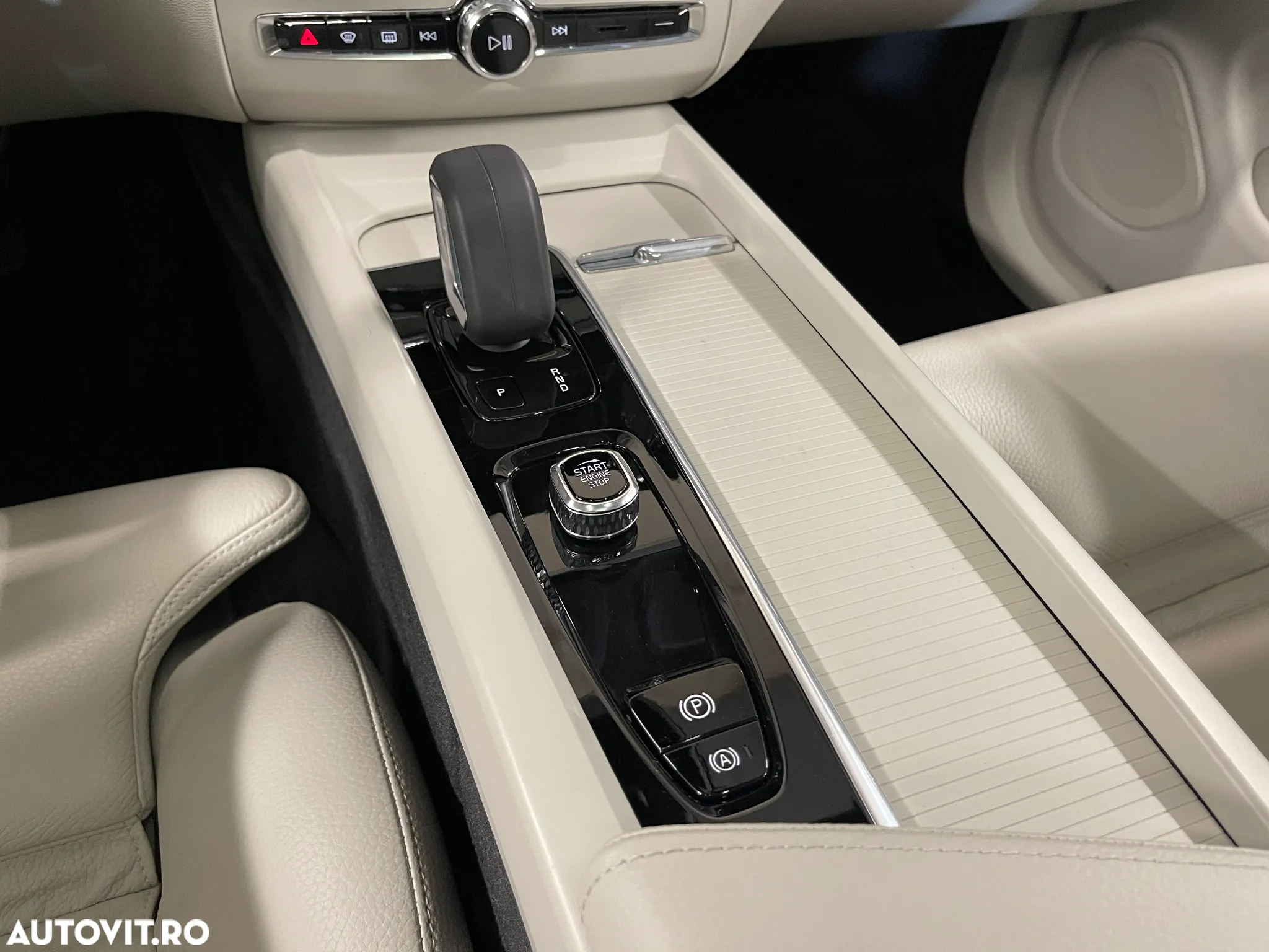 Volvo XC 60 Recharge T6 Twin Engine eAWD Inscription Expression - 19