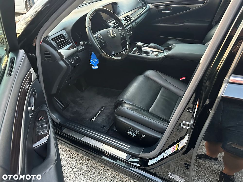 Lexus LS 460 Superior AWD - 23
