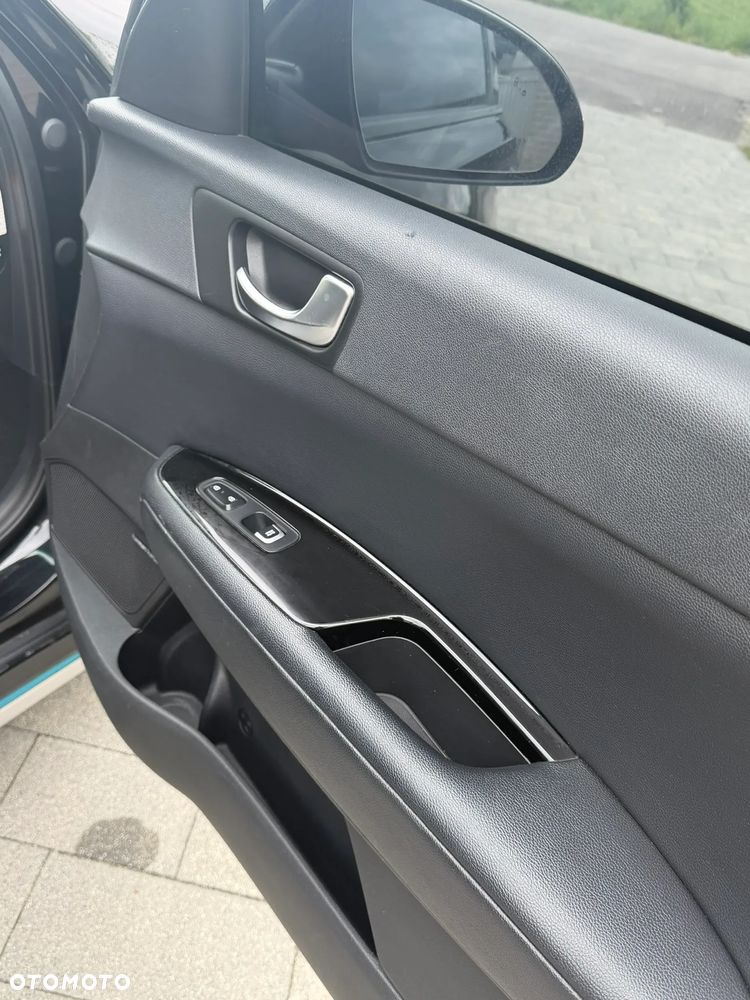 Kia Optima - 28