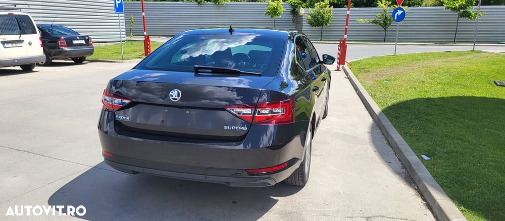 SKODA Superb 2019 — imagine 4