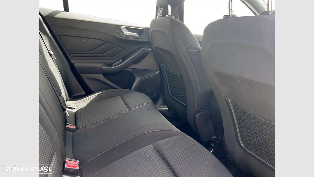 Ford Focus 1.0 EcoBoost ST-Line Aut. - 18