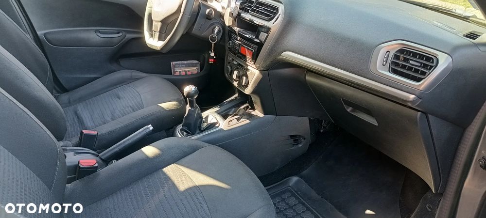 Peugeot 301 - 16