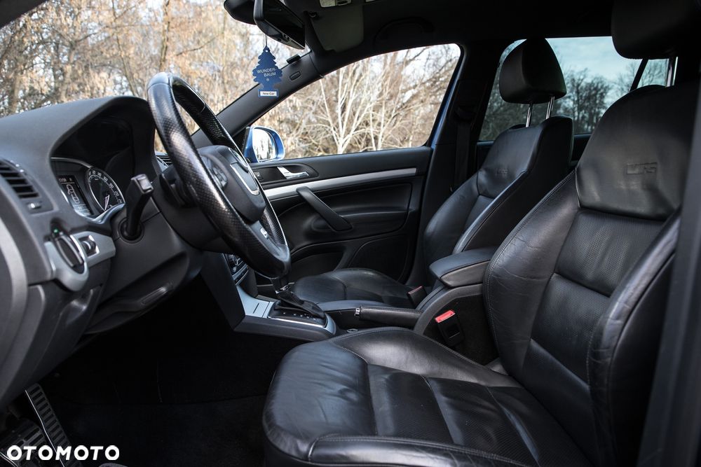 Skoda Octavia 2.0 TSI DSG RS - 13