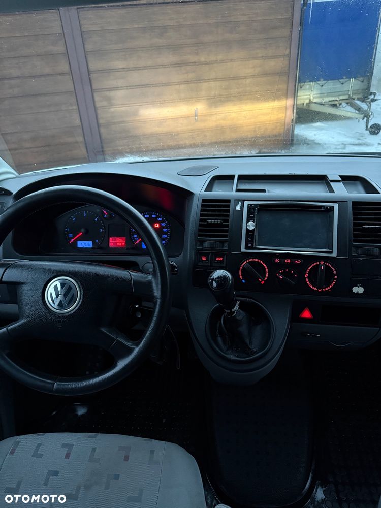 Volkswagen Caravelle L2 - 21