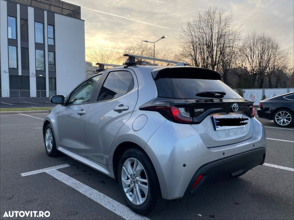 Toyota Yaris 1.5 VVT-i HSD Dynamic - 8