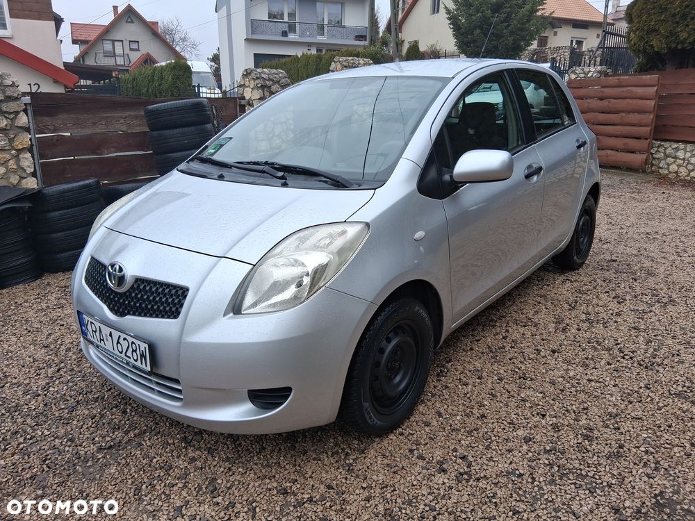 Toyota Yaris 1.0 Luna A/C - 1