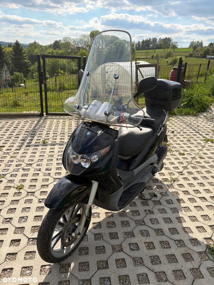 Piaggio Beverly - 2