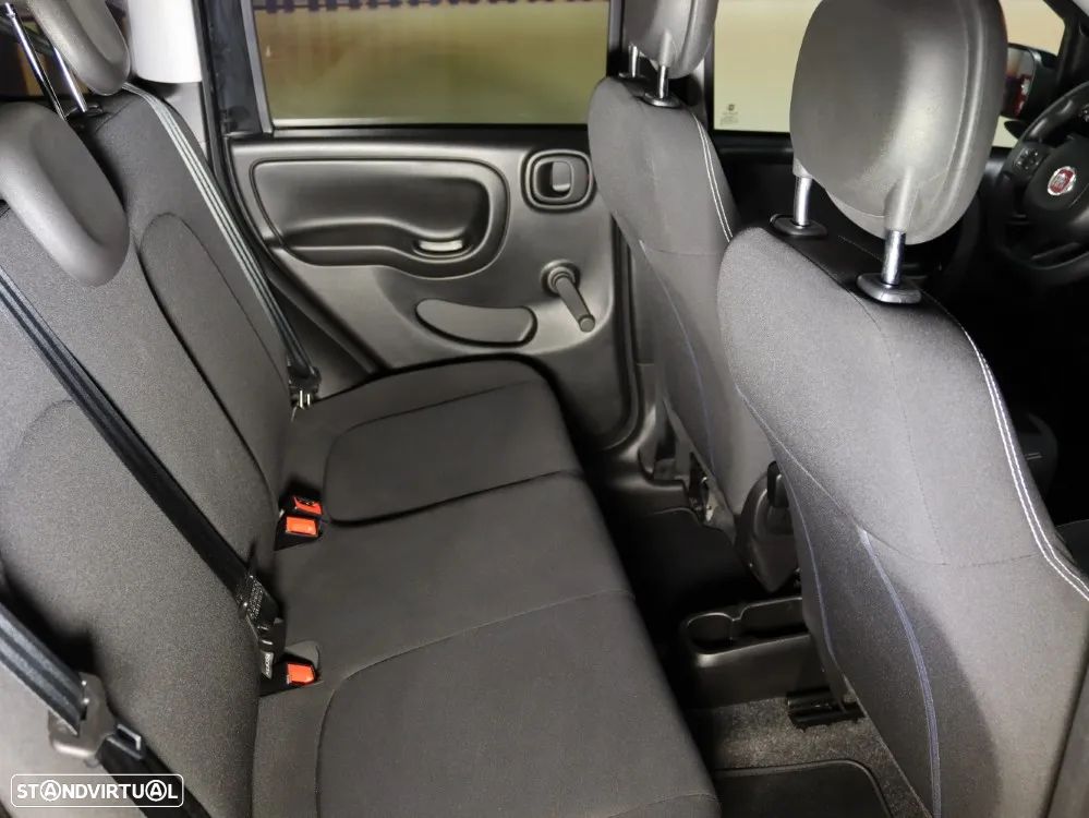Fiat Panda 1.0 Hybrid City Cross - 10