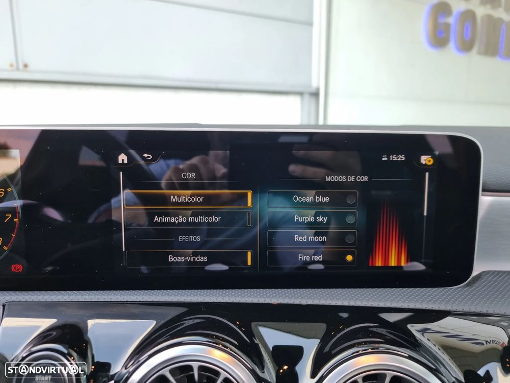 Mercedes-Benz A 35 AMG 4Matic - 24