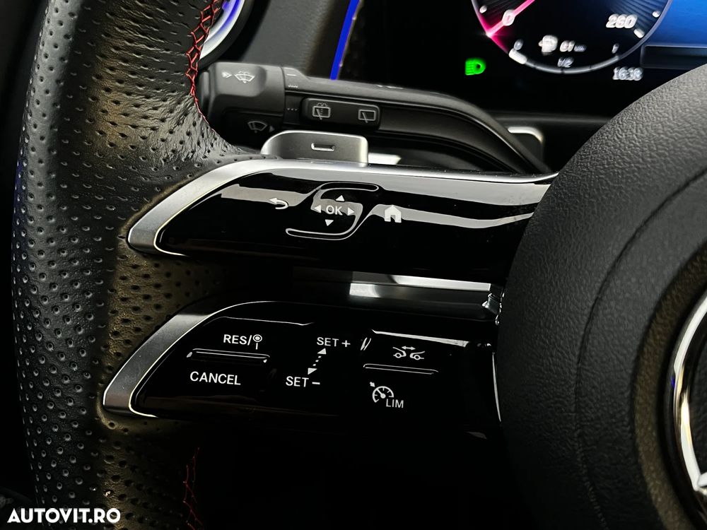 Mercedes-Benz GLB 220 4MATIC MHEV Aut. - 14