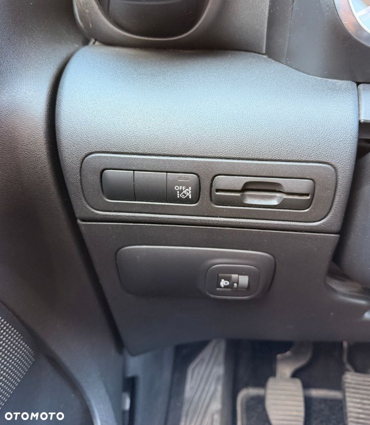 Citroën C3 Aircross 1.6 BlueHDi Shine S&S - 20