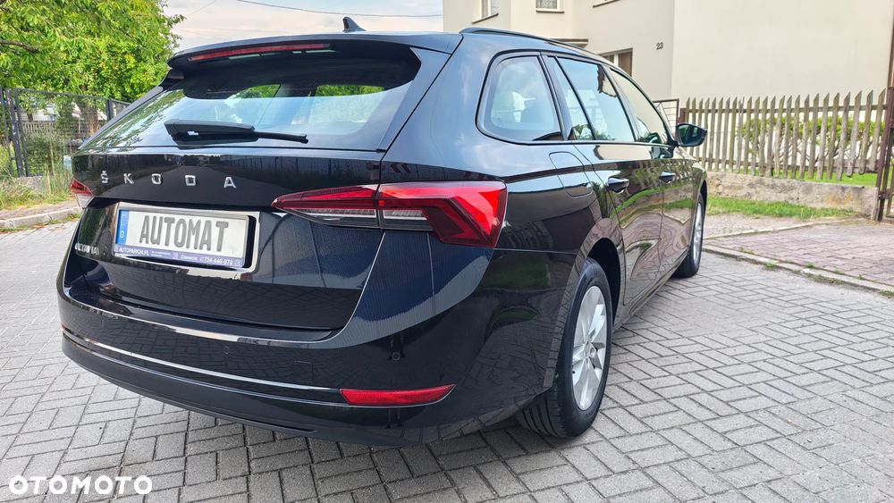 Skoda Octavia 2.0 TDI DSG Sportline - 14
