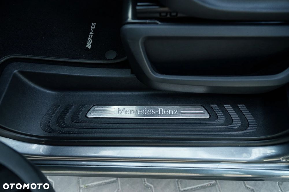 Mercedes-Benz Klasa V 300 d 9G-Tronic - 8