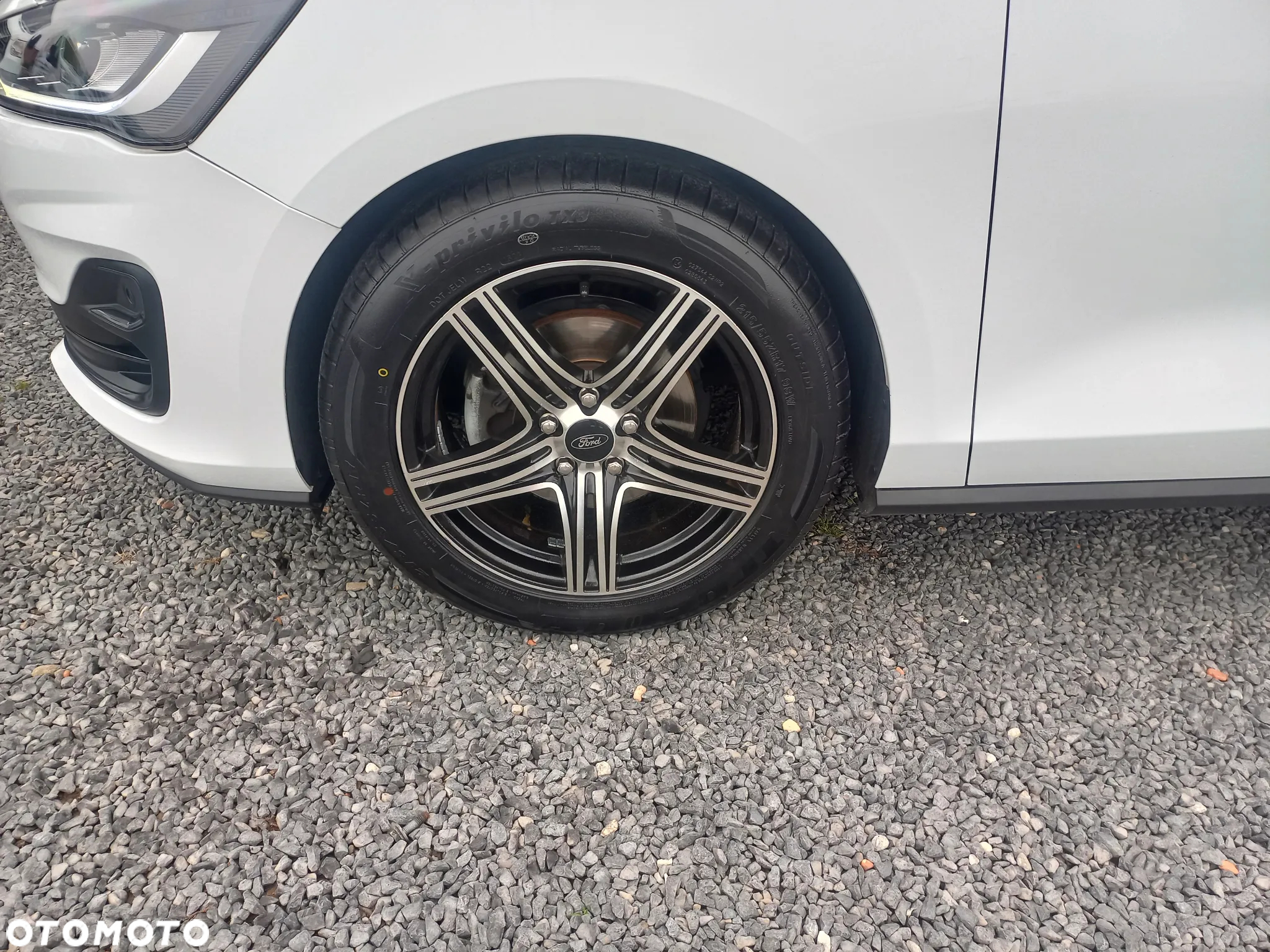 Ford Focus 1.5 EcoBlue Start-Stopp-System COOL&CONNECT DESIGN - 12