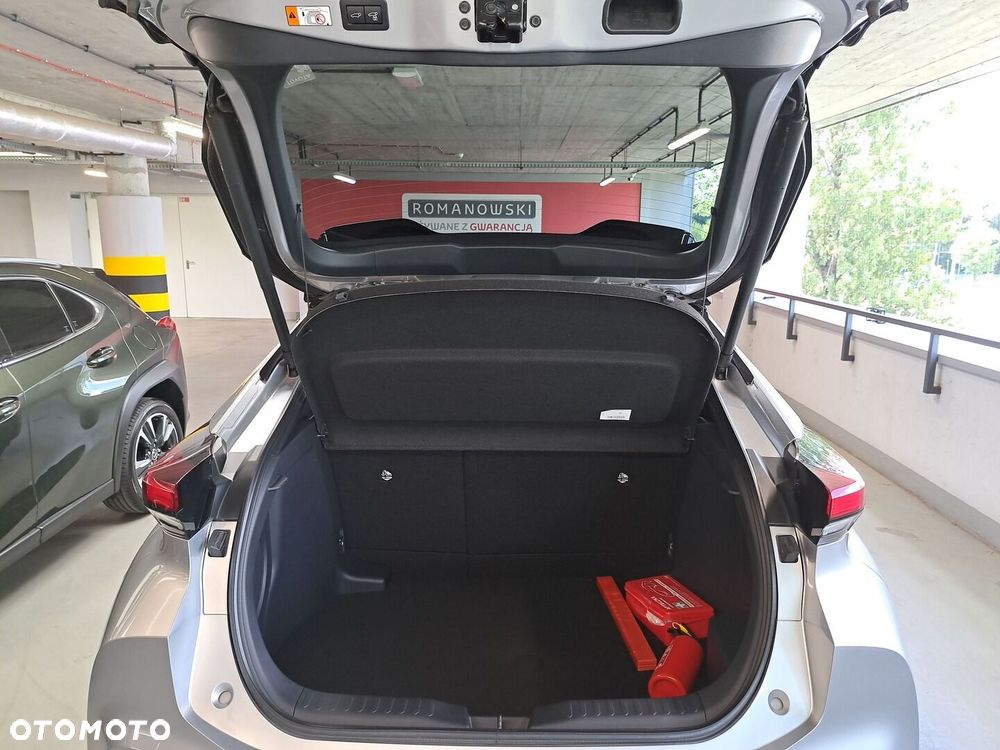 Toyota C-HR - 16