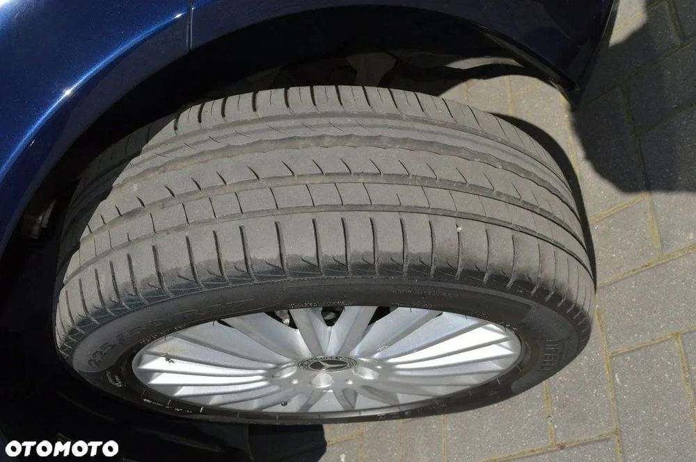 Mercedes-Benz Klasa C 180 (BlueTEC) d T - 11