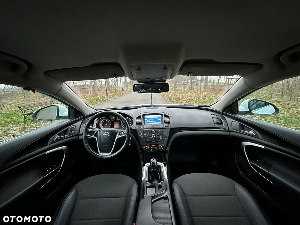 Opel Insignia - 31