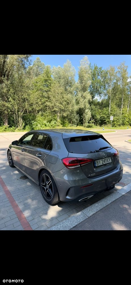 Mercedes-Benz Klasa A 220 AMG Line 7G-DCT - 3