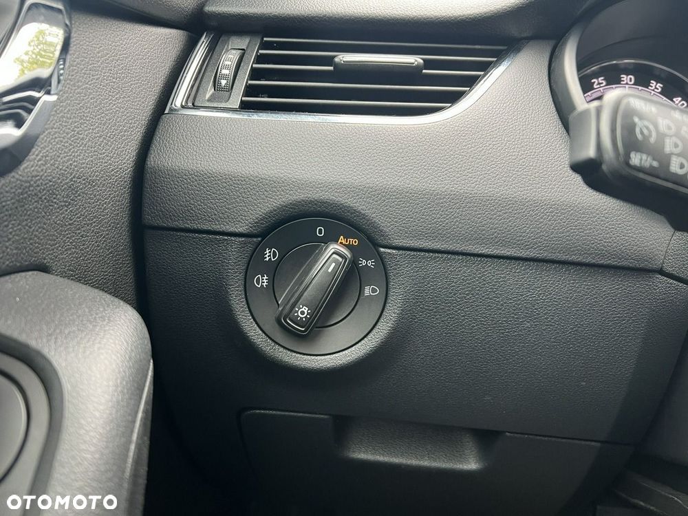 Skoda Octavia 1.6 TDI Ambition - 9