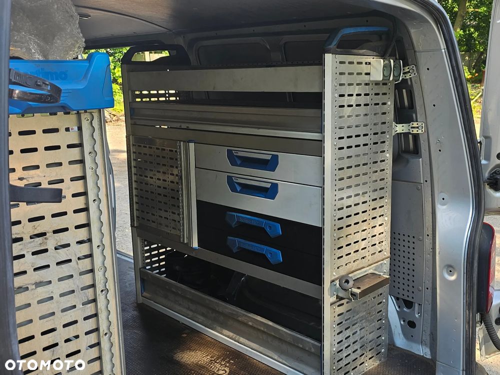 Volkswagen Transporter T6 - 12