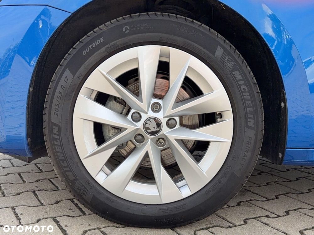 Skoda Octavia 1.5 TSI mHEV Selection DSG - 38