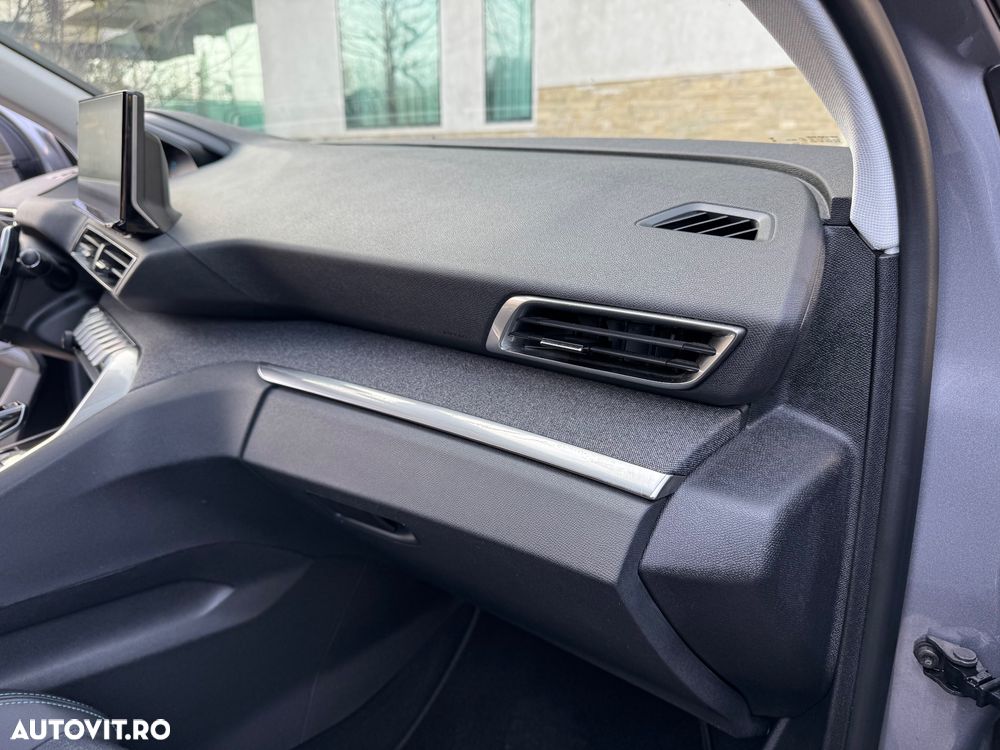 Peugeot 3008 Plug-In Hybrid 225 e-EAT8 Allure Pack - 23