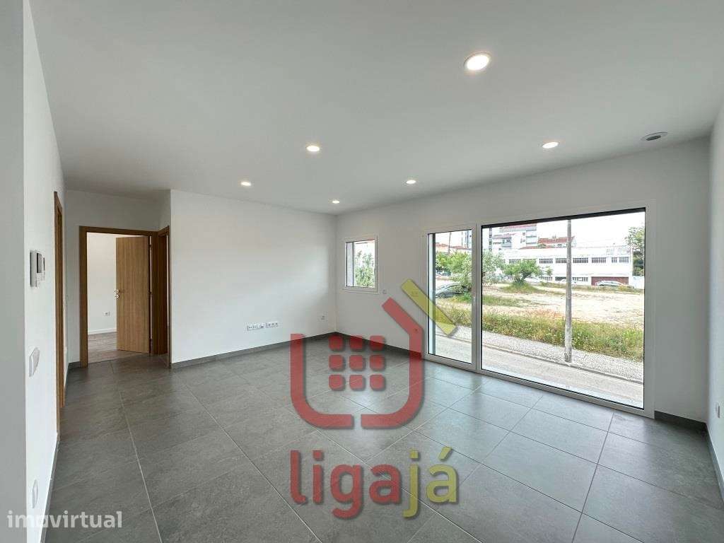 Apartamento T2 - Ourém! - Grande imagem: 3/16