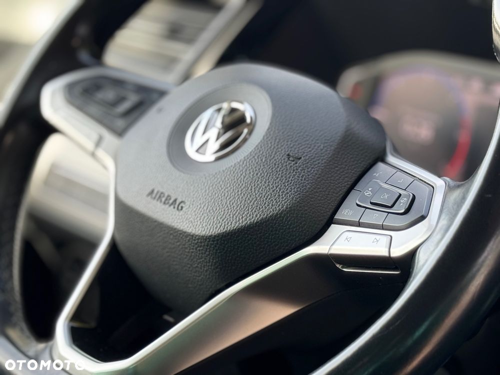 Volkswagen Multivan 2.0 BiTDI L1 Business 4Motion DSG - 24