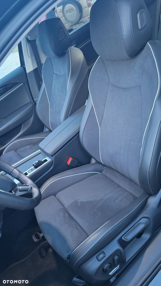 Volkswagen Passat 2.0 TDI SCR DSG Business - 9