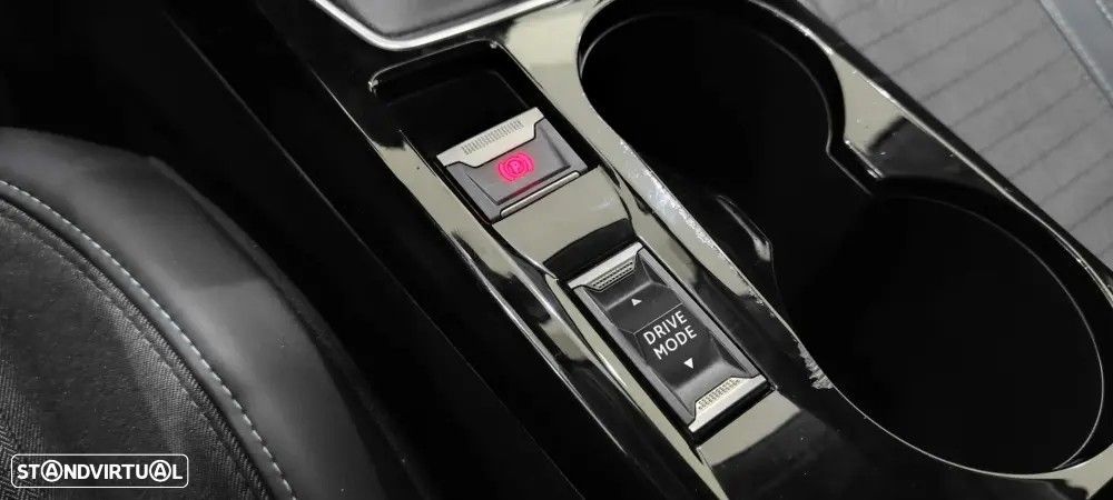 Peugeot 208 1.2 PureTech Allure - 36