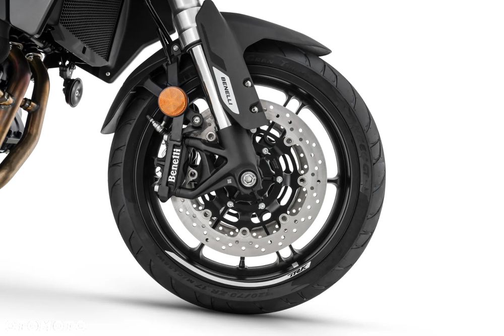 Benelli TRK 702 - 10