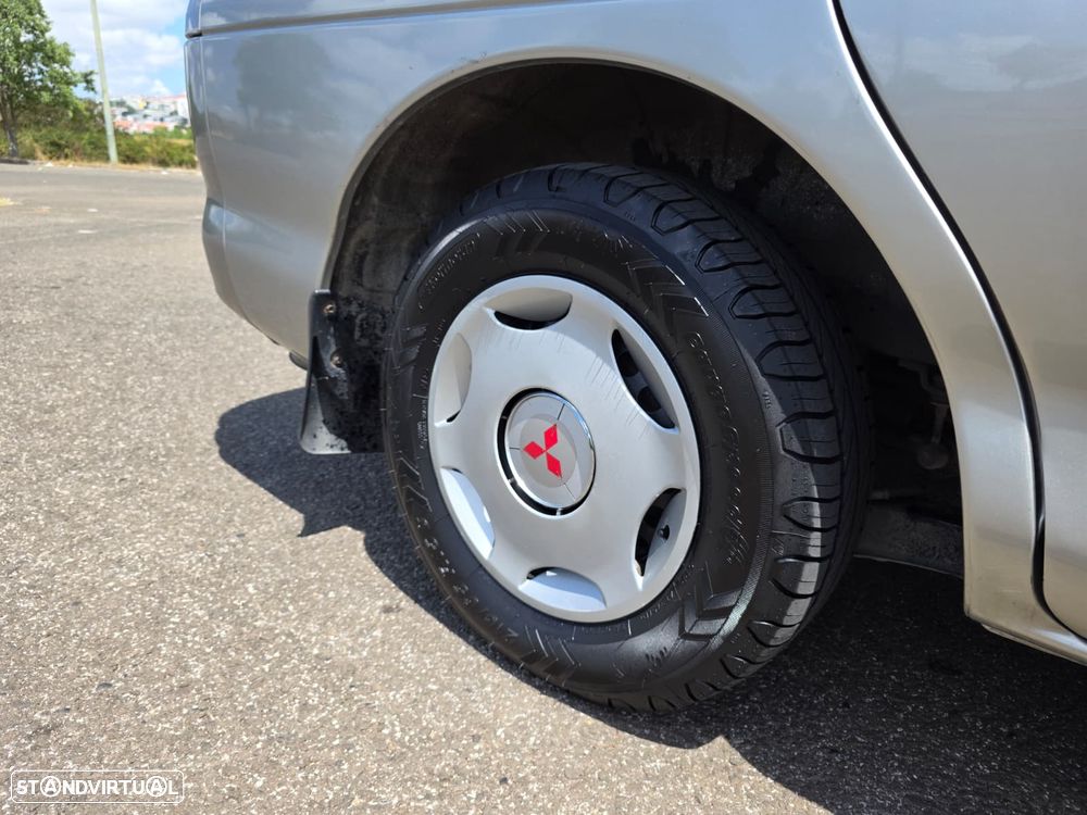 Mitsubishi Space Gear 2.5 TD GLX - 3