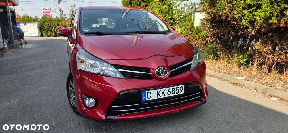 Toyota Verso 2.0 D-4D 5-Sitzer Executive - 24